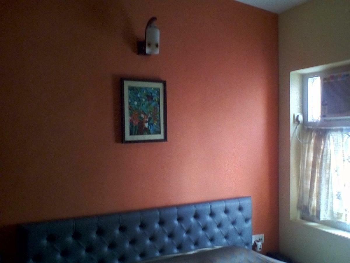 Om Sai Villa Guesthouse Колката Екстериор снимка